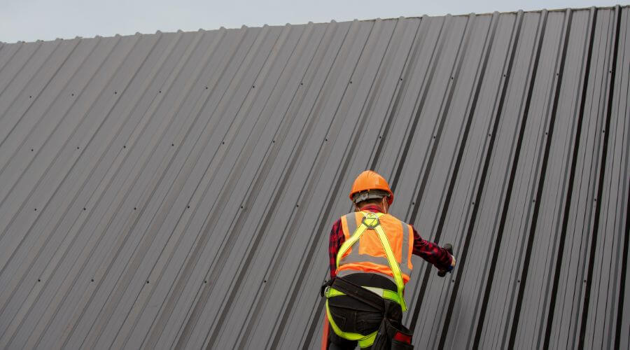 Professional residential roofers in Sanderson, FL